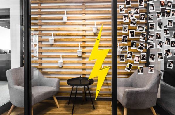 上海辦公室裝修應(yīng)該如何進(jìn)行？