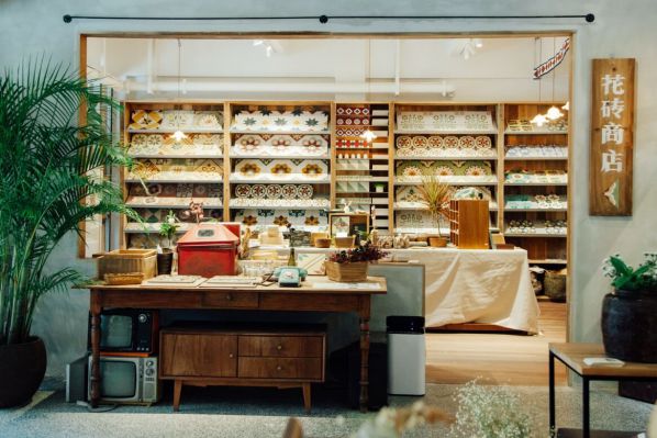 辦公室設(shè)計(jì)下的復(fù)古風(fēng)格的舊物倉