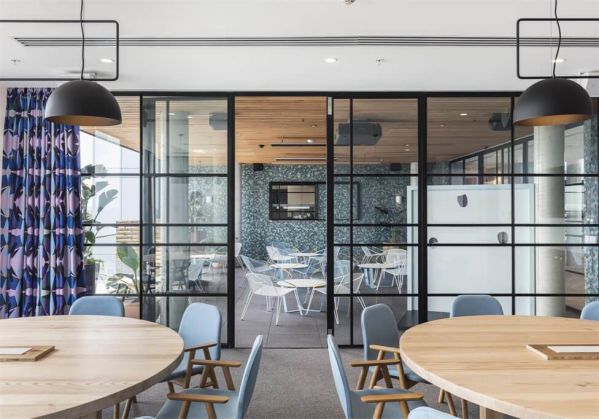 上海辦公室裝修為什么離不開空調