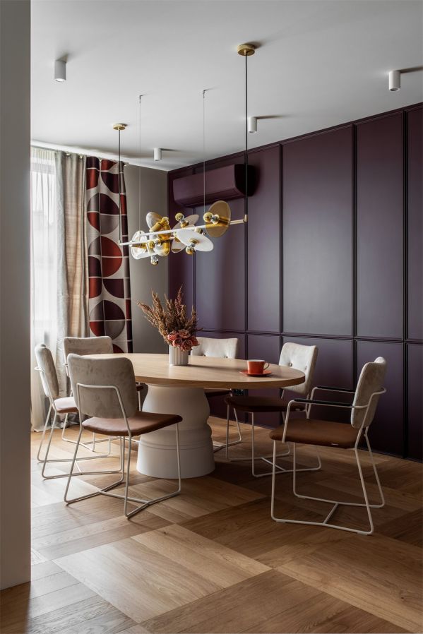 一間由辦公室設計打造的時尚復古的室內空間